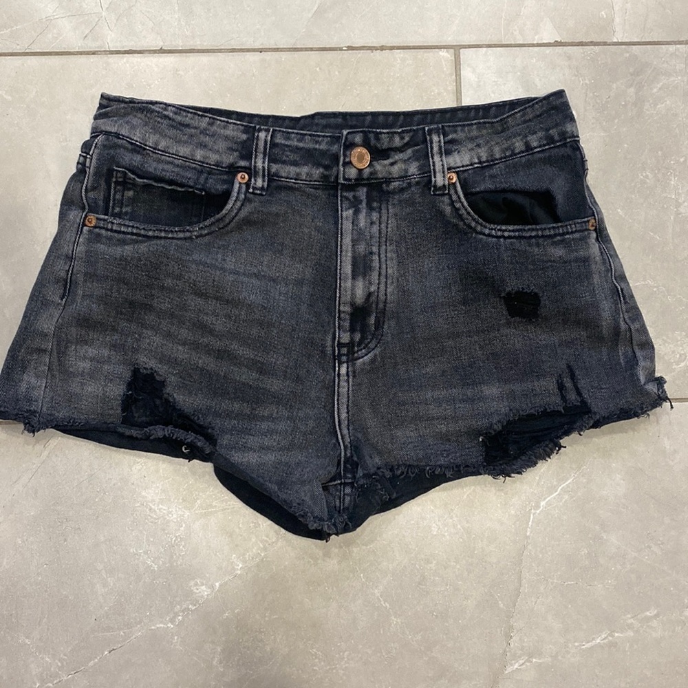 Aeropostale Black Denim Short Shorts with Frayed Hem